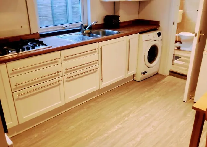 Light And Stylish Close To Centre Bristol